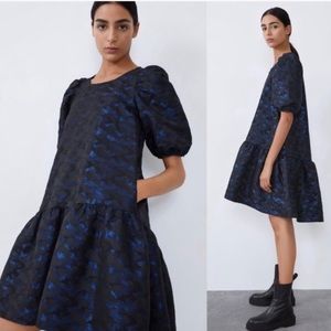 Brand new Zara metallic voluminous dress
